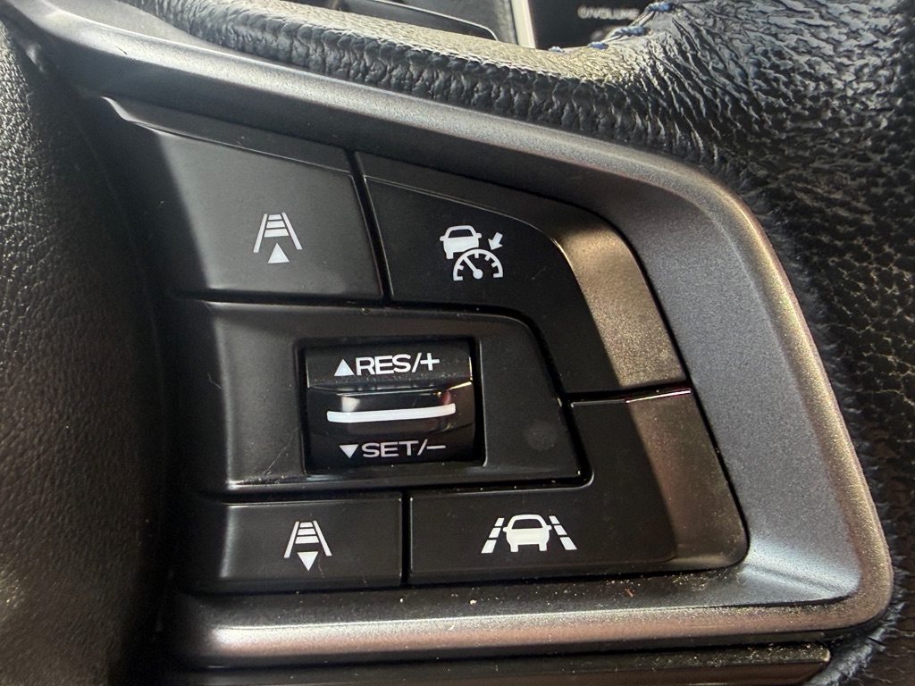 Photo 31 of this SUBARU LEGACY
