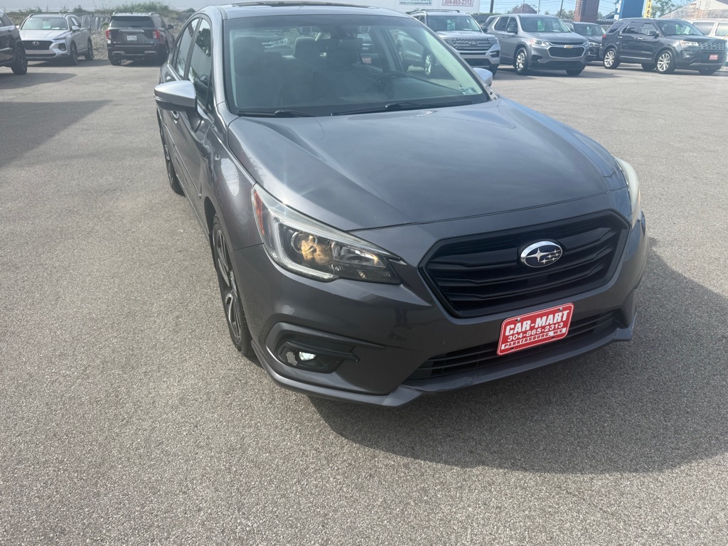 Photo 8 of this SUBARU LEGACY
