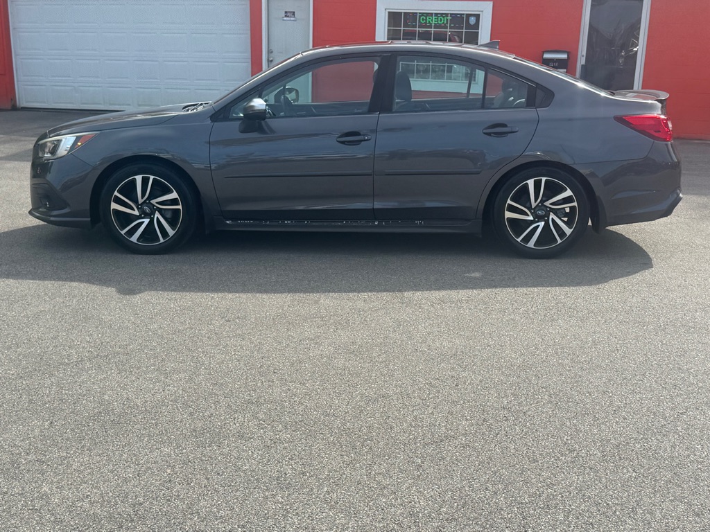 Photo 2 of this SUBARU LEGACY