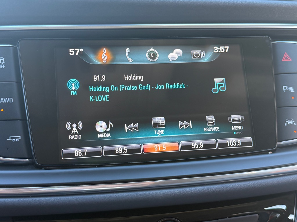 Photo 37 of this BUICK ENCLAVE