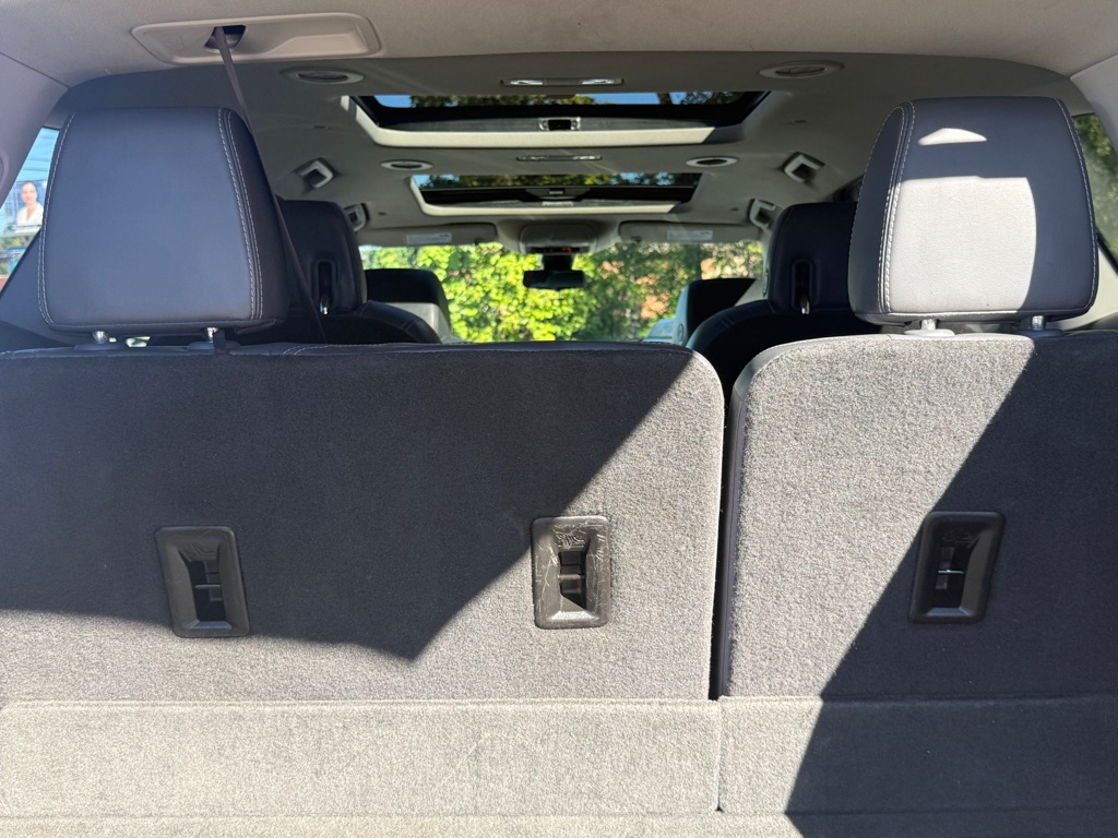 Photo 22 of this BUICK ENCLAVE