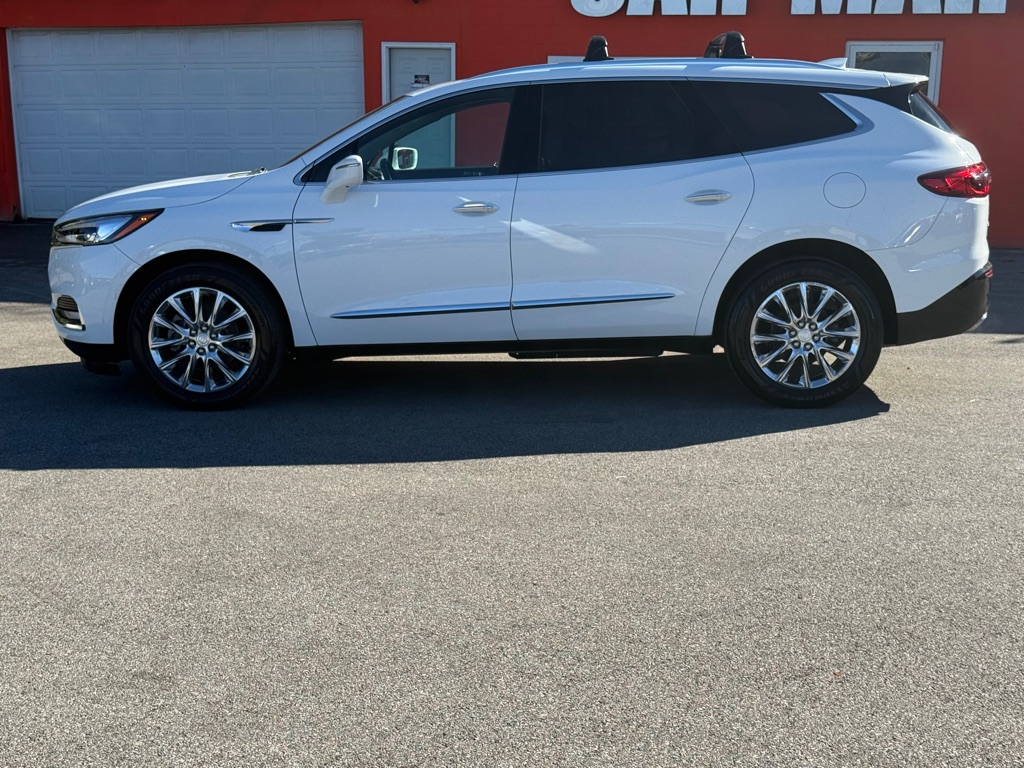 Photo 3 of this BUICK ENCLAVE