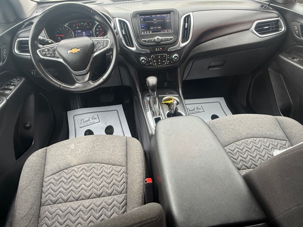 Photo 22 of this CHEVROLET EQUINOX