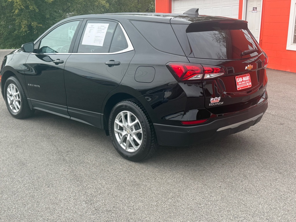 Photo 4 of this CHEVROLET EQUINOX