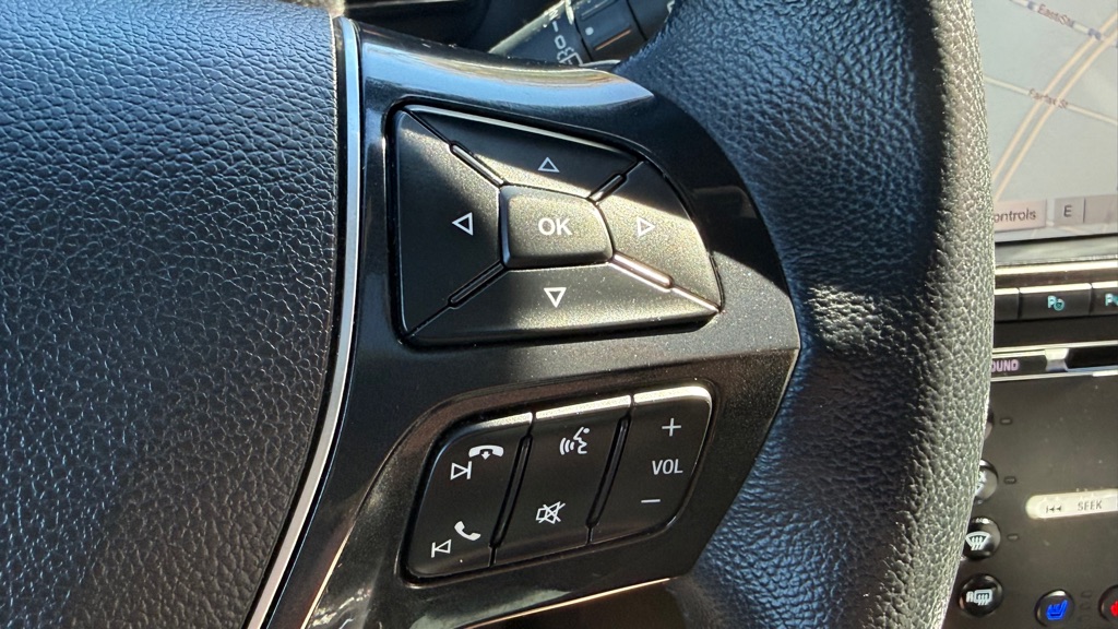 Photo 37 of this FORD EXPLORER
