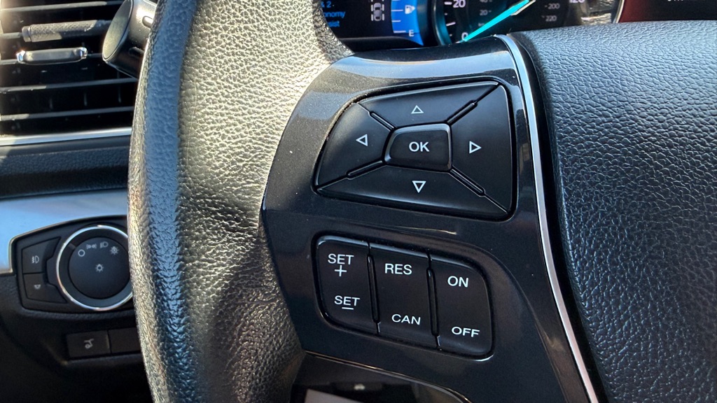 Photo 36 of this FORD EXPLORER