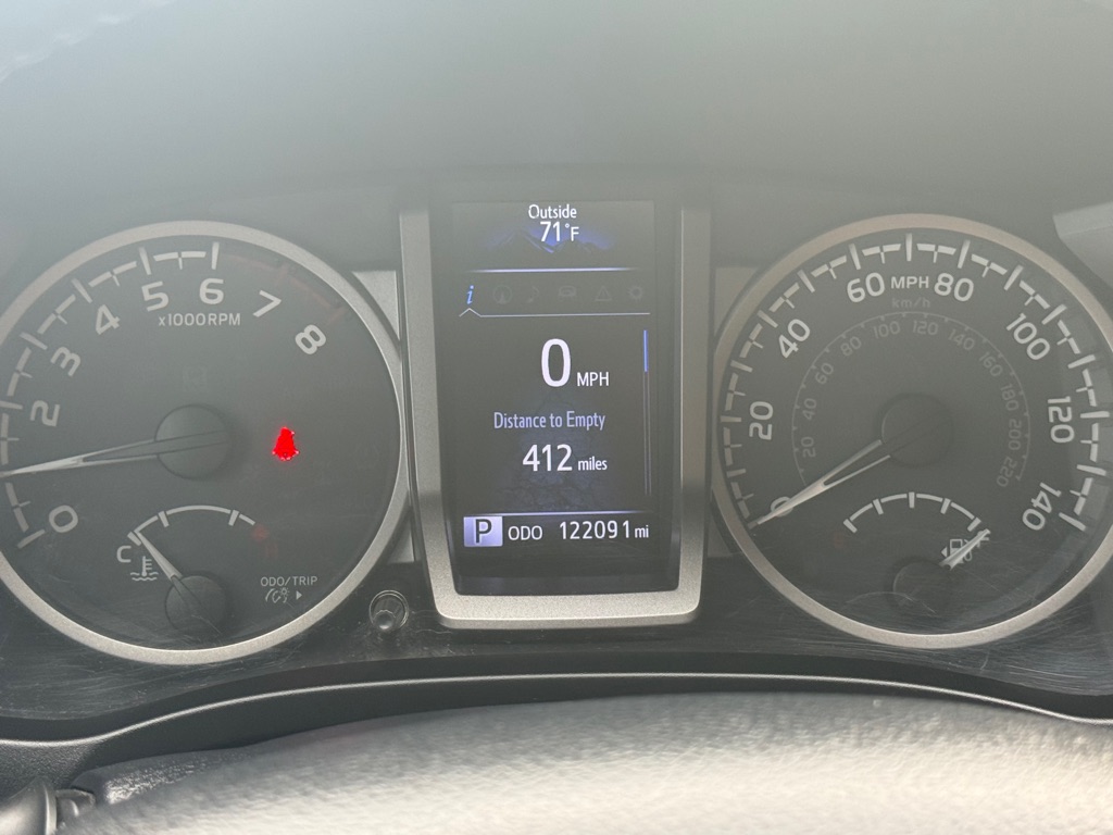 Photo 32 of this TOYOTA TACOMA