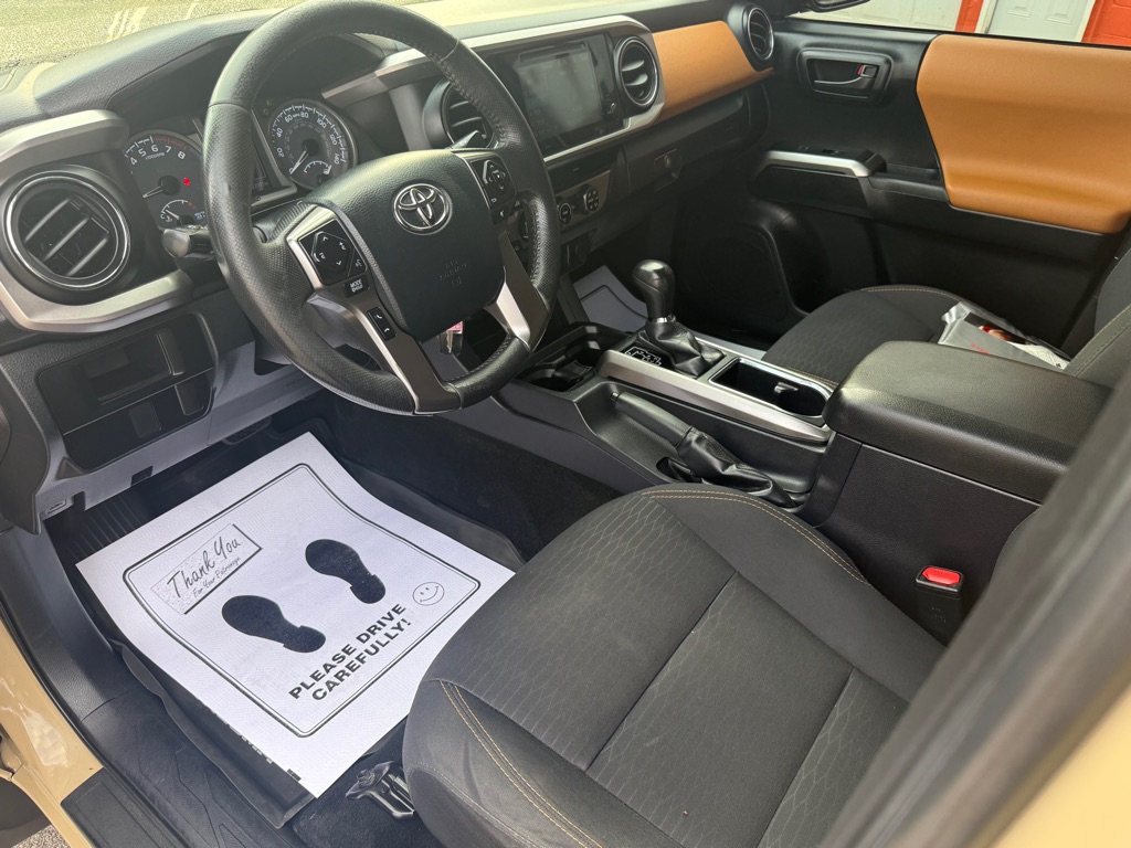 Photo 26 of this TOYOTA TACOMA