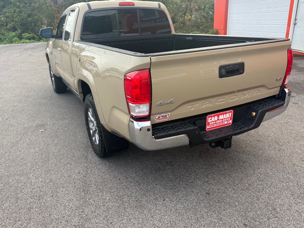 Photo 5 of this TOYOTA TACOMA