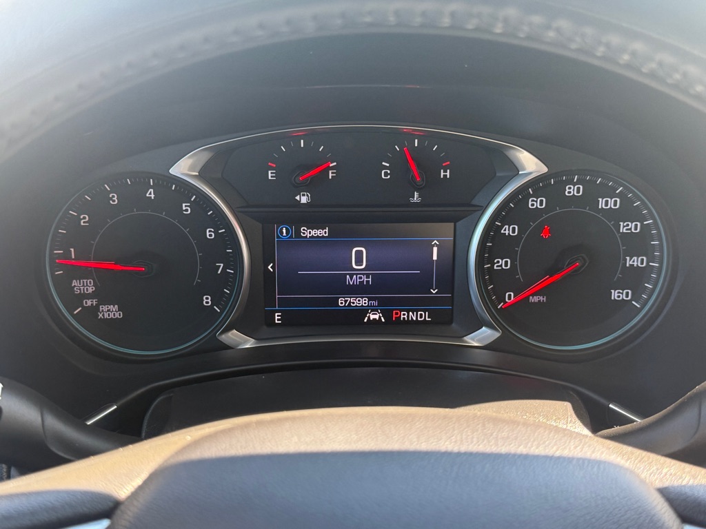 Photo 37 of this CHEVROLET EQUINOX