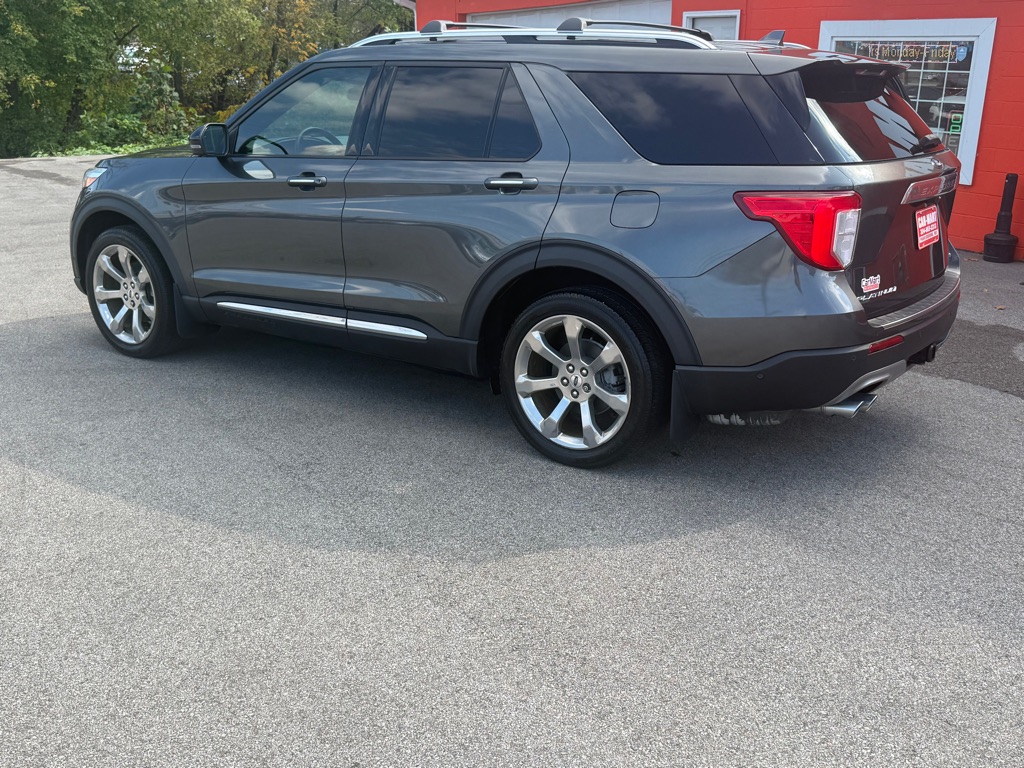 Photo 4 of this FORD EXPLORER