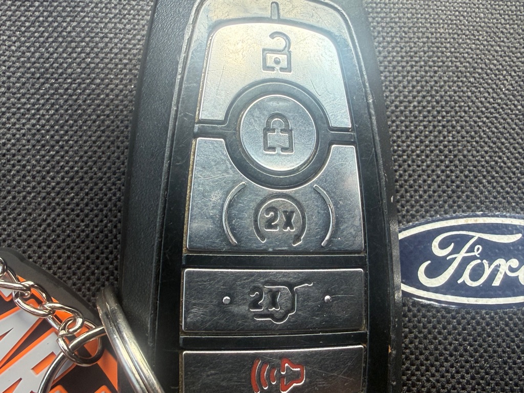 Photo 49 of this FORD EXPLORER