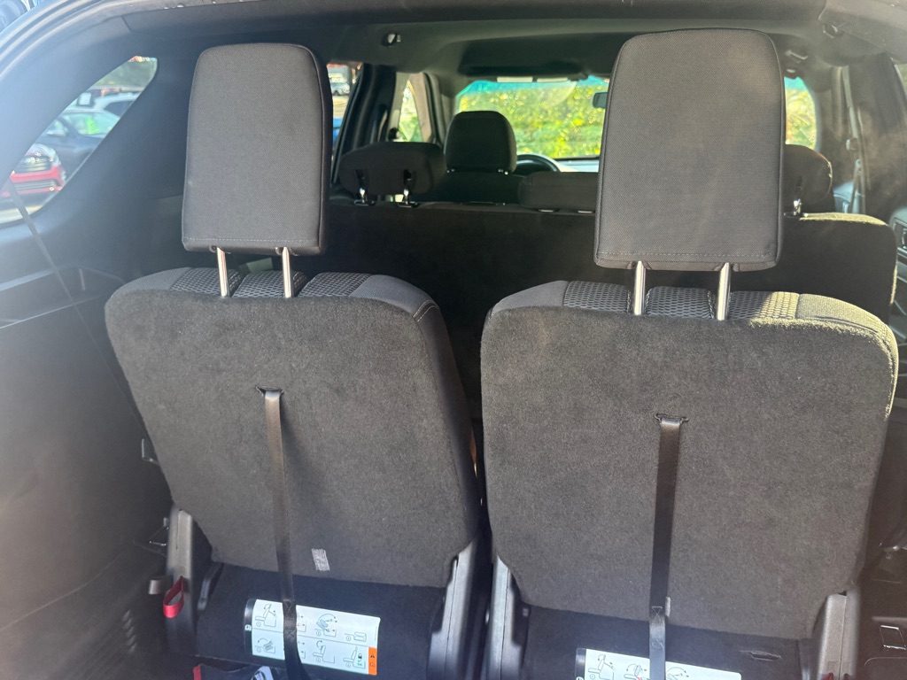 Photo 22 of this FORD EXPLORER
