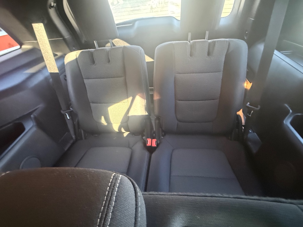 Photo 26 of this FORD EXPLORER