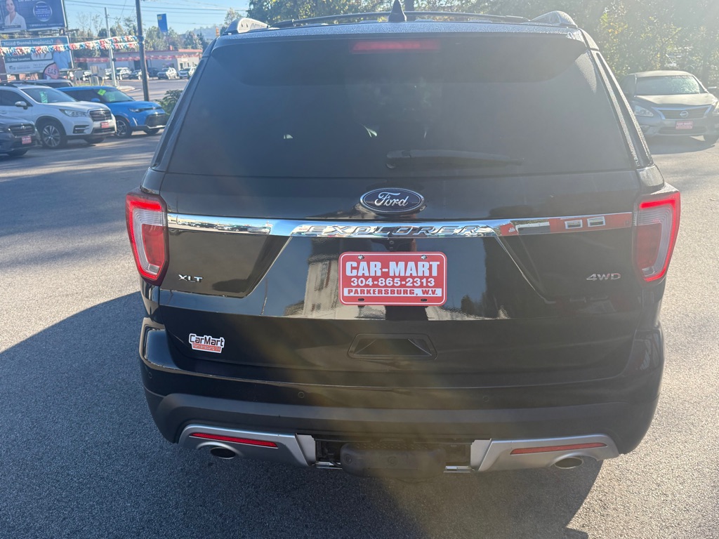 Photo 5 of this FORD EXPLORER
