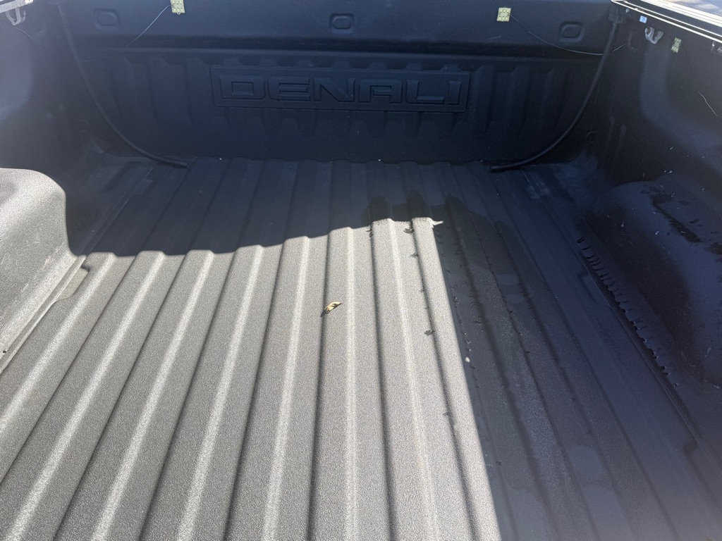 Photo 20 of this GMC SIERRA