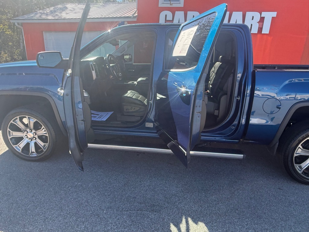 Photo 22 of this GMC SIERRA
