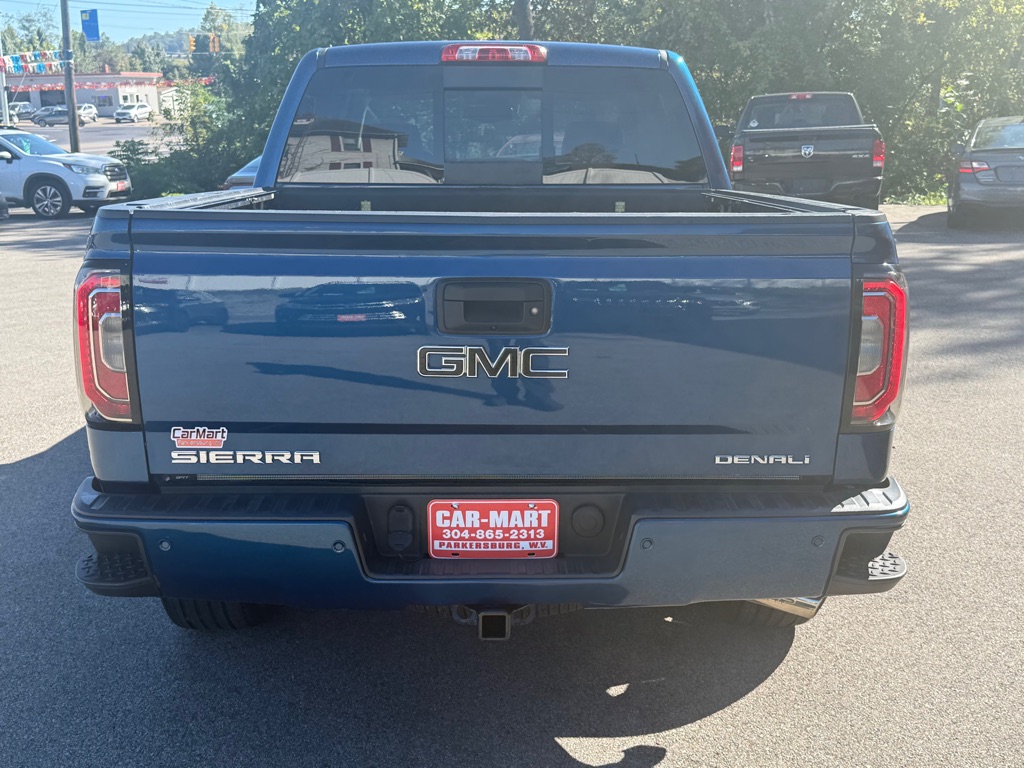Photo 4 of this GMC SIERRA