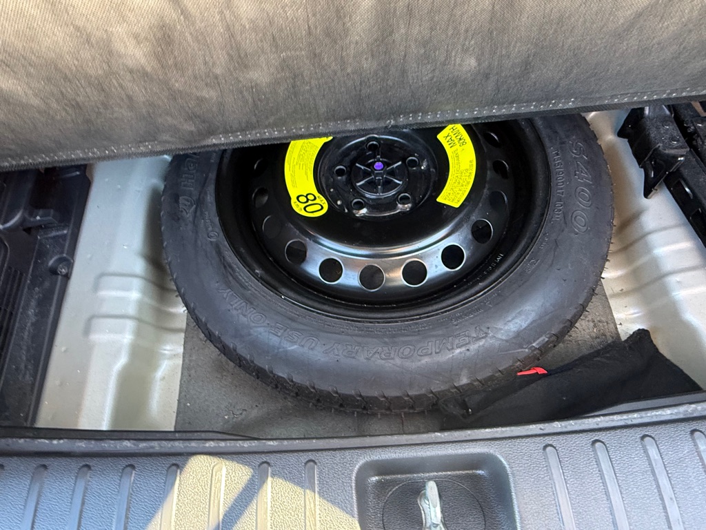 Photo 20 of this HYUNDAI TUCSON