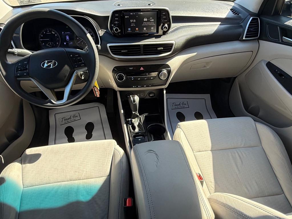 Photo 21 of this HYUNDAI TUCSON