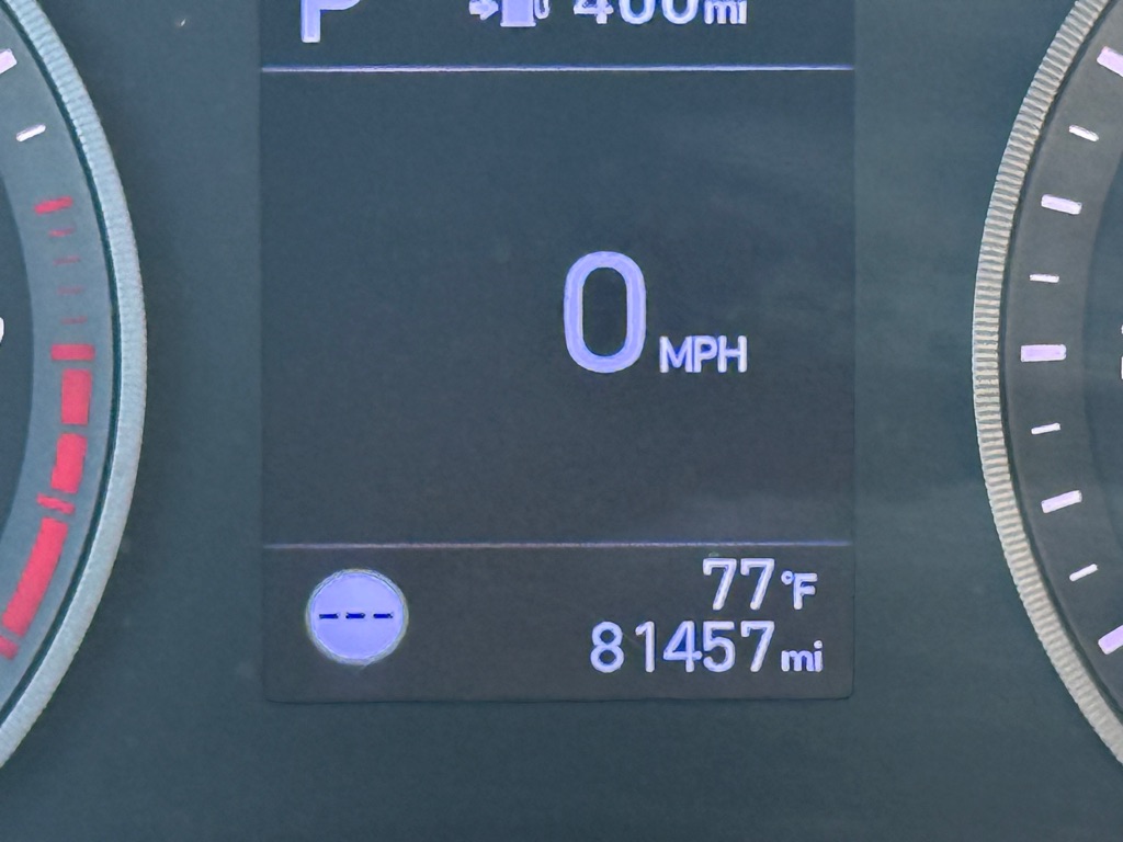 Photo 30 of this HYUNDAI TUCSON