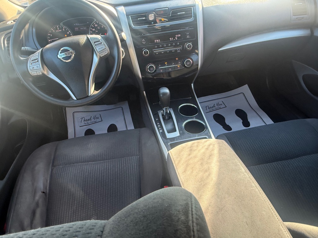 Photo 23 of this NISSAN ALTIMA