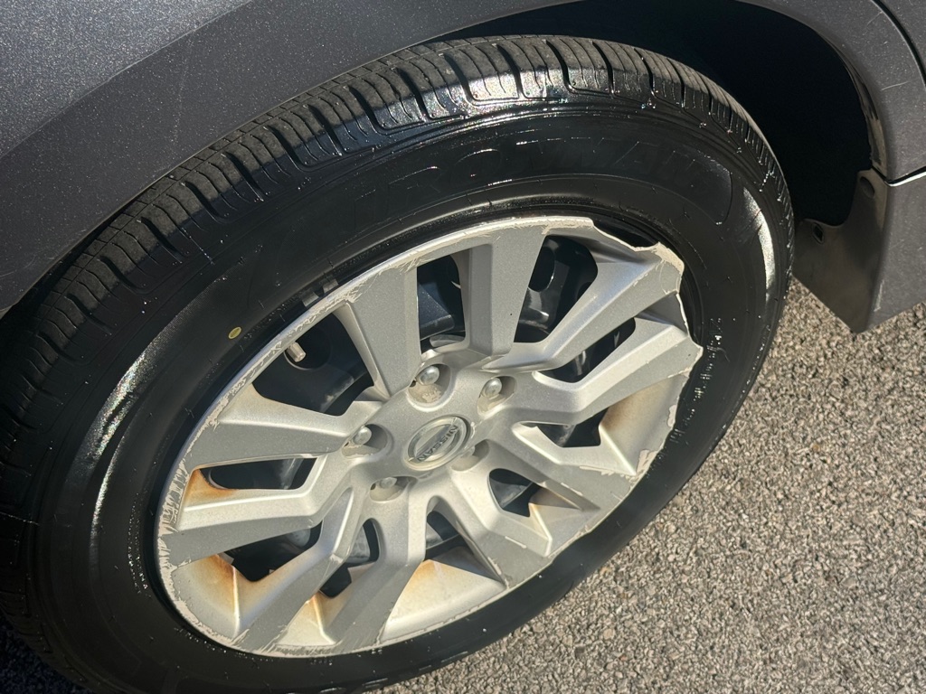 Photo 38 of this NISSAN ALTIMA