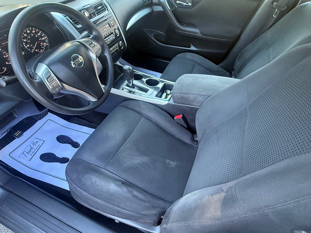 Photo 26 of this NISSAN ALTIMA