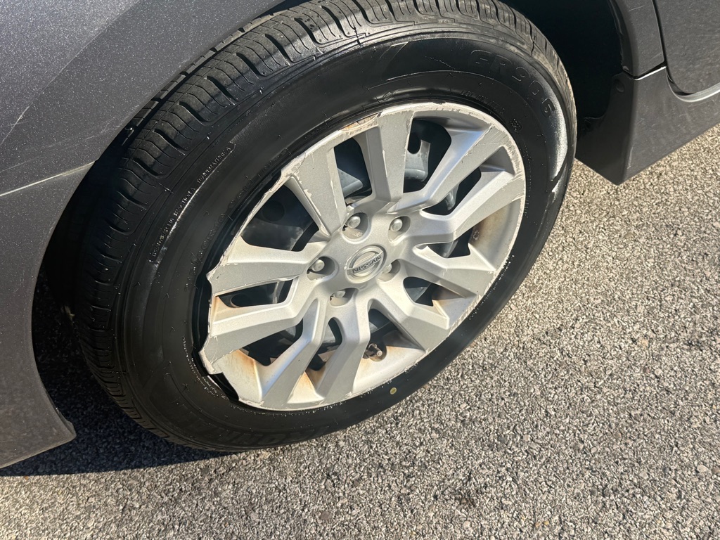Photo 19 of this NISSAN ALTIMA