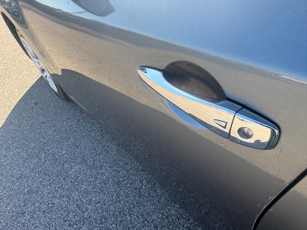 Photo 25 of this NISSAN ALTIMA