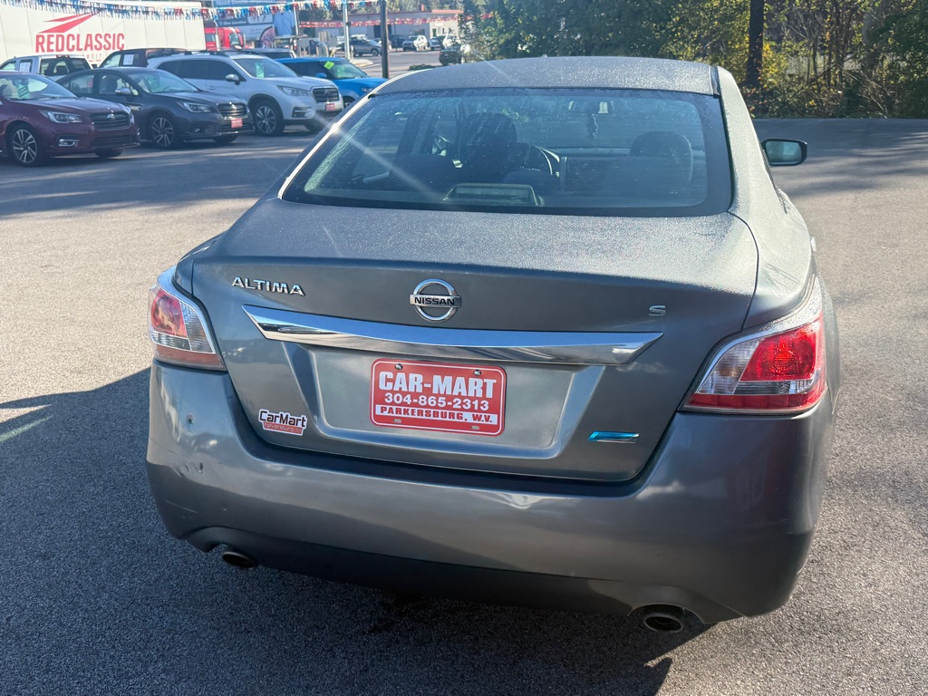 Photo 6 of this NISSAN ALTIMA