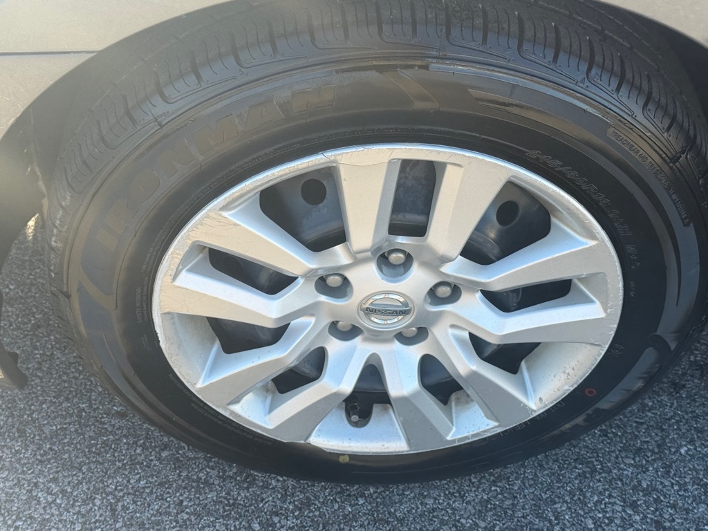 Photo 15 of this NISSAN ALTIMA