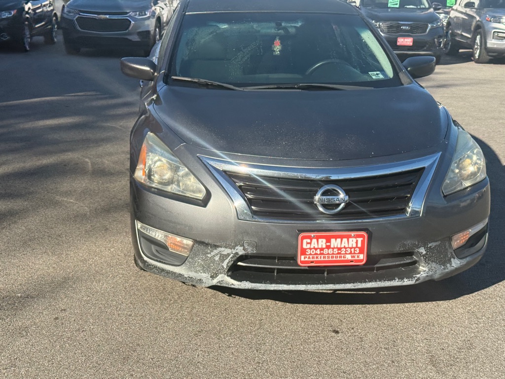 Photo 12 of this NISSAN ALTIMA
