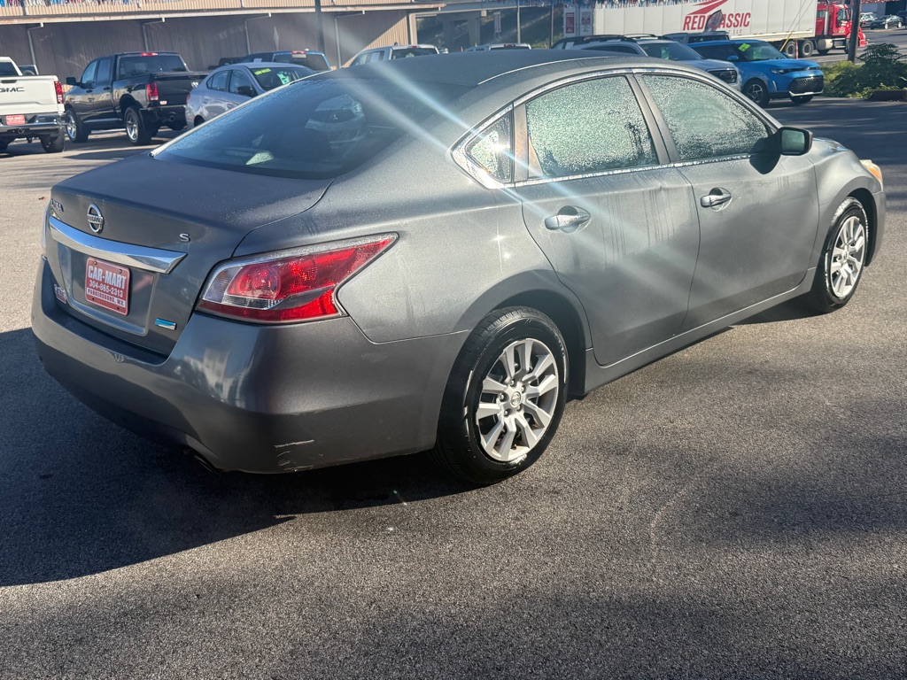 Photo 7 of this NISSAN ALTIMA