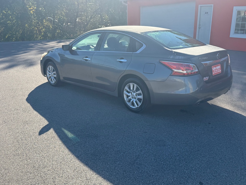 Photo 4 of this NISSAN ALTIMA