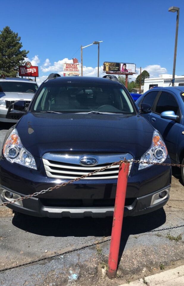 Photo 3 of this SUBARU OUTBACK