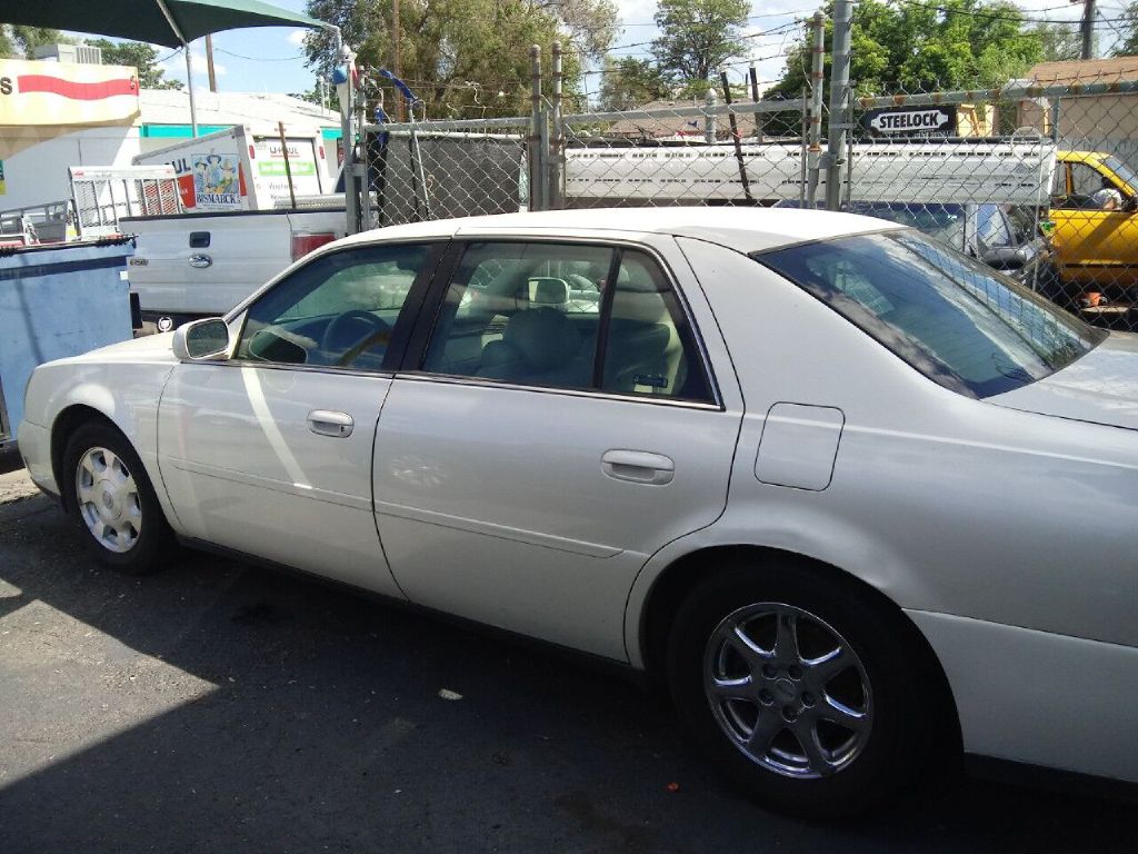 Photo 2 of this CADILLAC DEVILLE
