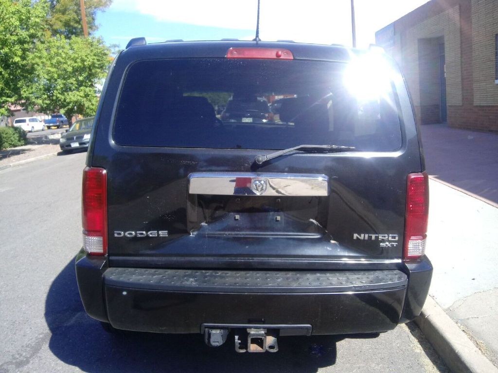 Photo 4 of this DODGE NITRO