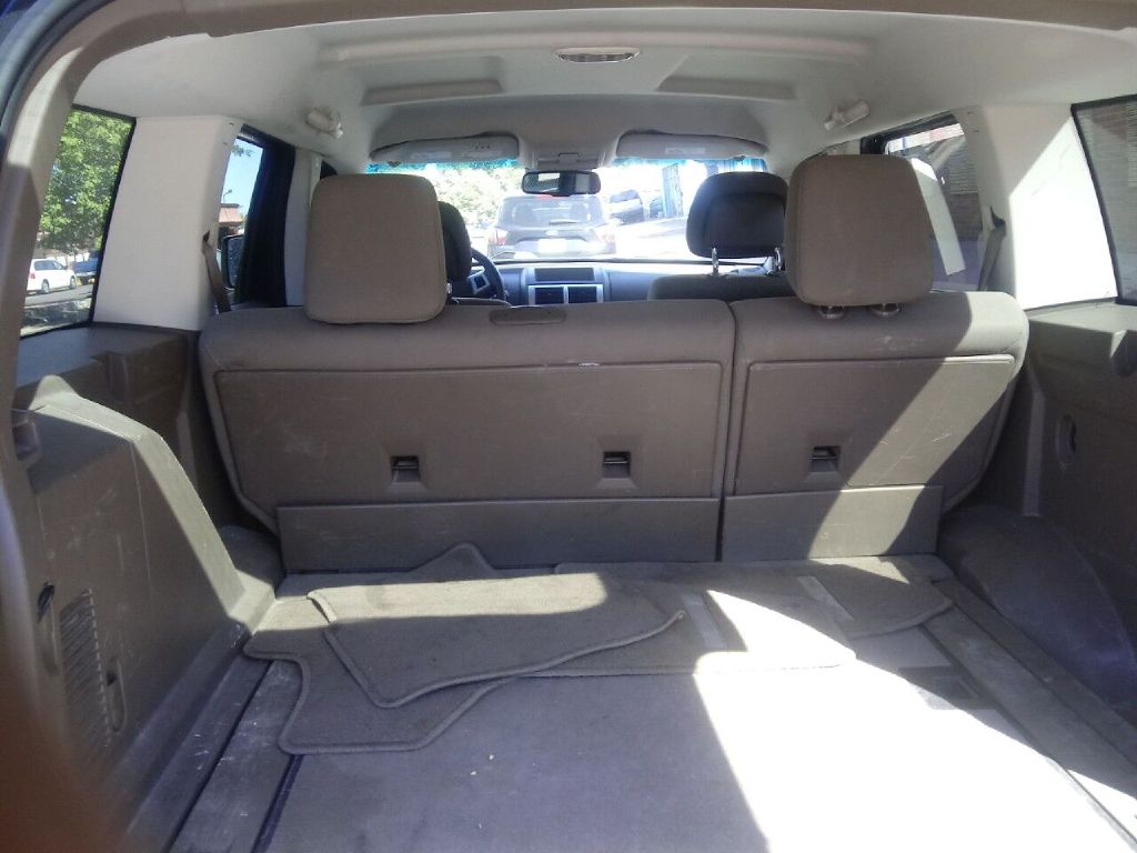 Photo 6 of this DODGE NITRO
