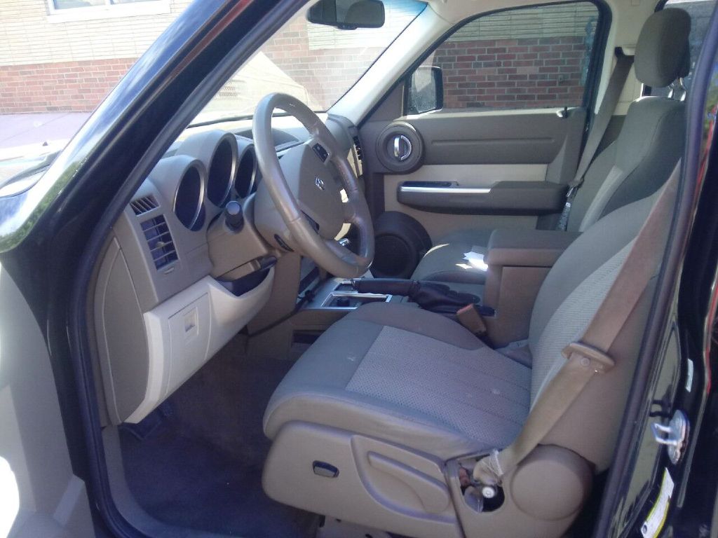 Photo 7 of this DODGE NITRO