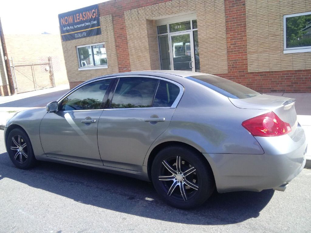 Photo 4 of this INFINITI G35
