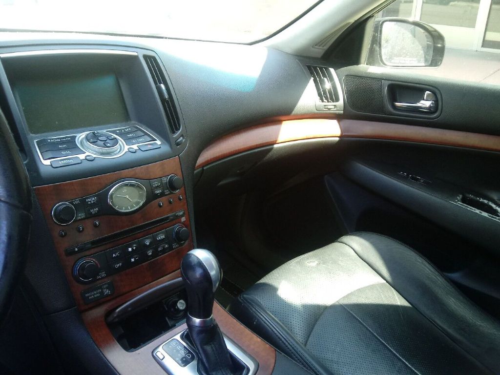 Photo 13 of this INFINITI G35