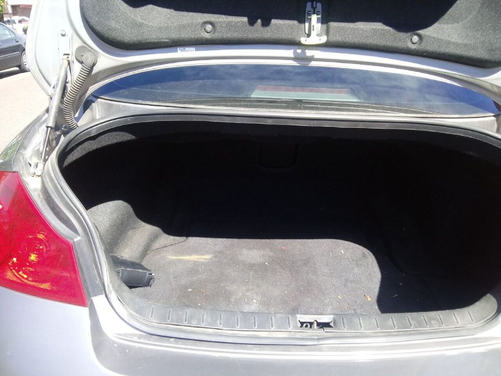 Photo 15 of this INFINITI G35
