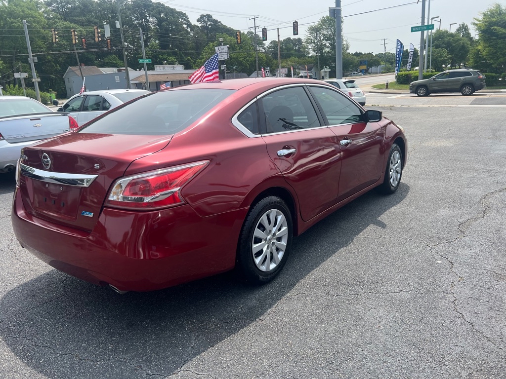 Photo 8 of this NISSAN ALTIMA