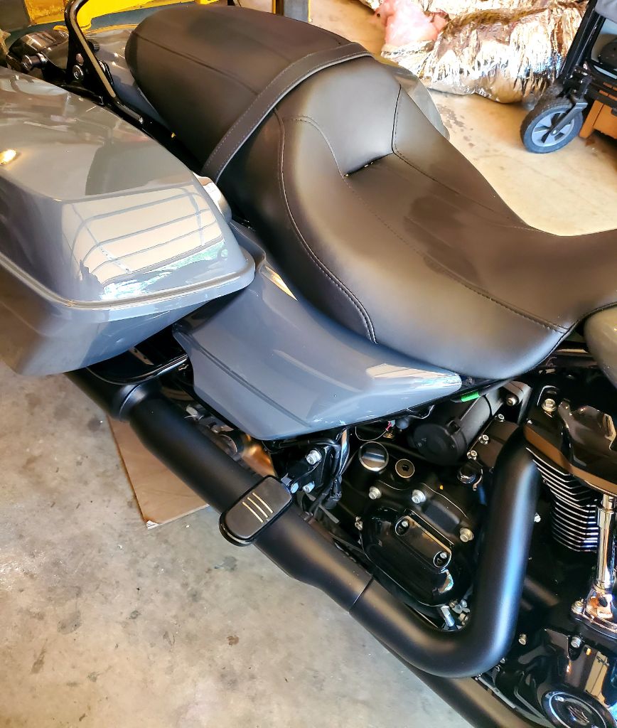 Photo 6 of this HARLEY DAVIDSON FLTRXST