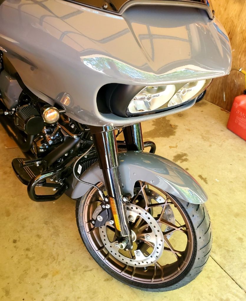 Photo 12 of this HARLEY DAVIDSON FLTRXST