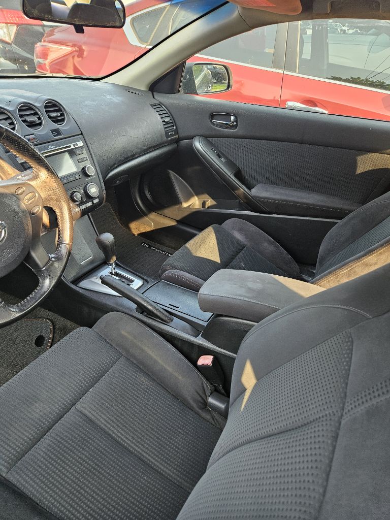 Photo 6 of this NISSAN ALTIMA