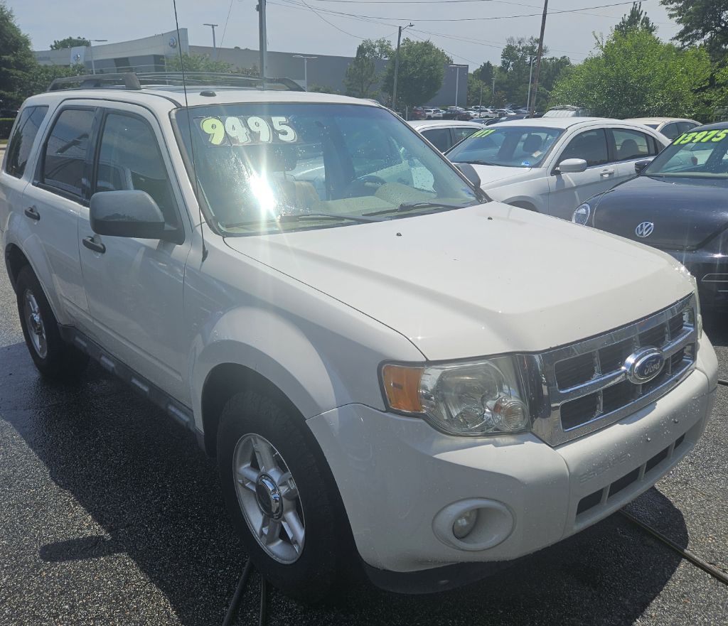 Photo 21 of this FORD ESCAPE