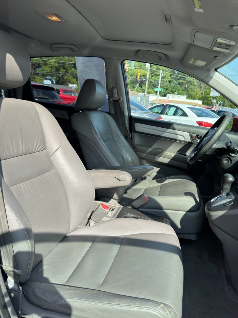 Photo 8 of this HONDA CR-V