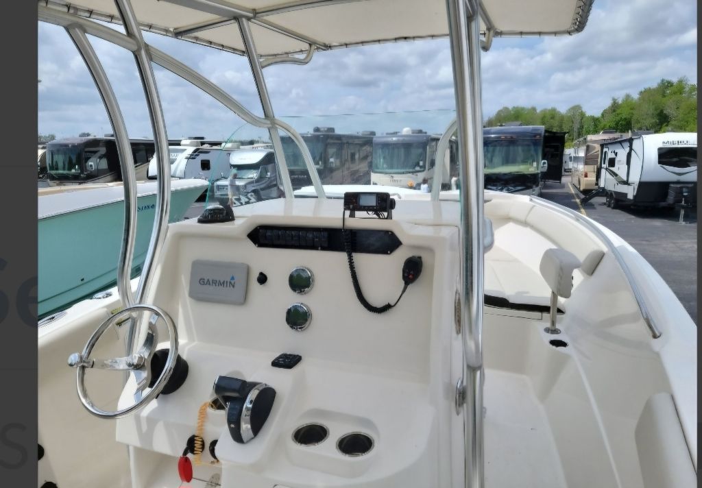 Photo 6 of this SAILFISH 242CC